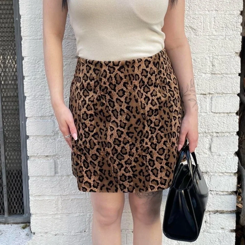 Vintage retro cheetah Leopard print fuzzy mini skirt sz s / 26